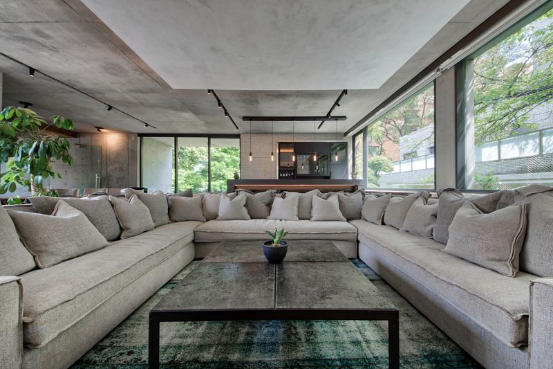 STUMP BASE 3F - STUMP BASE