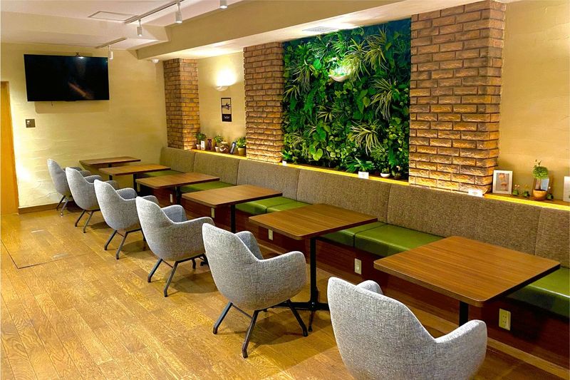 ライブ利用 - 西新橋 貸会議室＆電源・WiFiくつろぎカフェ｜ロジカフェ