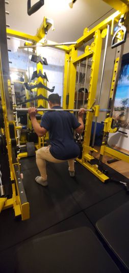 トレーニングジム　完全個室 - レンタルサロン　てっぱく