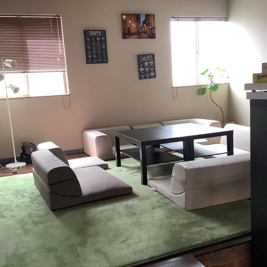 2階の小上がり、半個室の感覚で使えます - ボードゲームカフェ7Gold キッチン付きレンタルスペースの室内の写真
