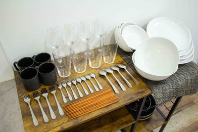 食器も充実 - ホビスペ大井町 SNS映えのパーティースペースの設備の写真