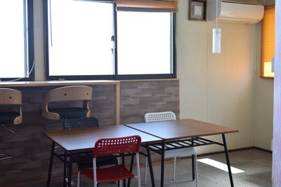A室 - レンタルスペース夕顔瀬 Iプラン・全体貸し出し19時～23時・無料駐車場前面6台裏1台の室内の写真
