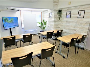 セミナー・研修 - UENO BLDG. ComfortSpace上野Ⅰの室内の写真