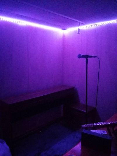 音楽・収録・作業・配信　ソロ専用秘密基地スタジオ！ - ソフィア百花園