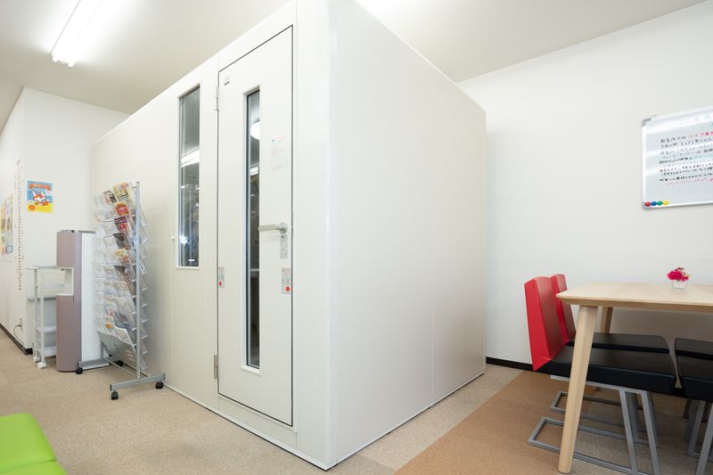 武蔵浦和駅徒歩1分グランドピアノ2台、最新防音室2台完備！ - 武蔵浦和駅前1分グランドピアノレンタルルーム・最新防音室2台完備