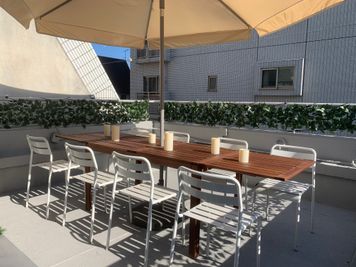 芝生とテラスのプライベート空間！ 貸切パーティースペースの室内の写真