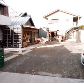 DIY STORE 三鷹 レンタルスペースの入口の写真