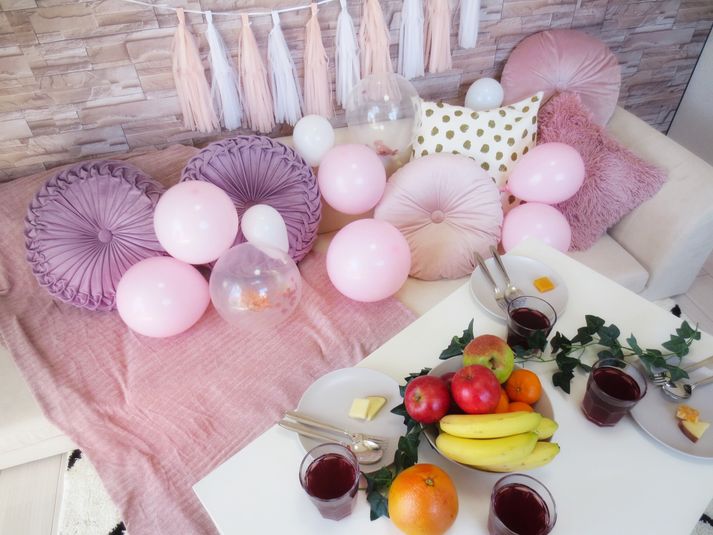 3月特価🉐ホワイト×ピンク｜撮影｜パーティースペース[902] - 【Lily立川本店】パーティー・自然光撮影・動画撮影
