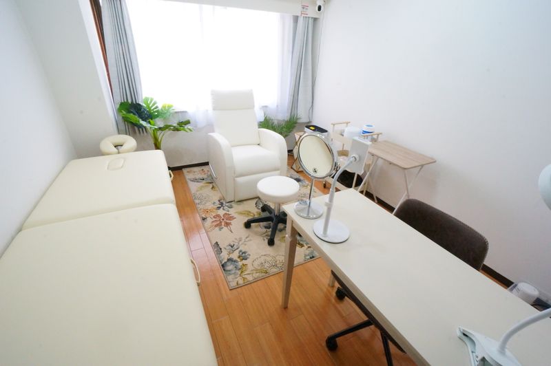 新大阪駅前マルチスペース - 【新大阪駅前マルチスペース】