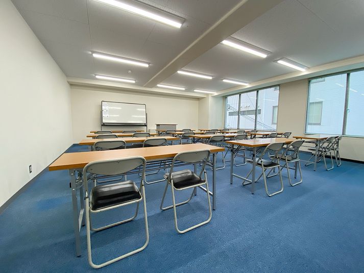 第7会議室(最大24名可） - 共栄実業(株)　三栄ビル