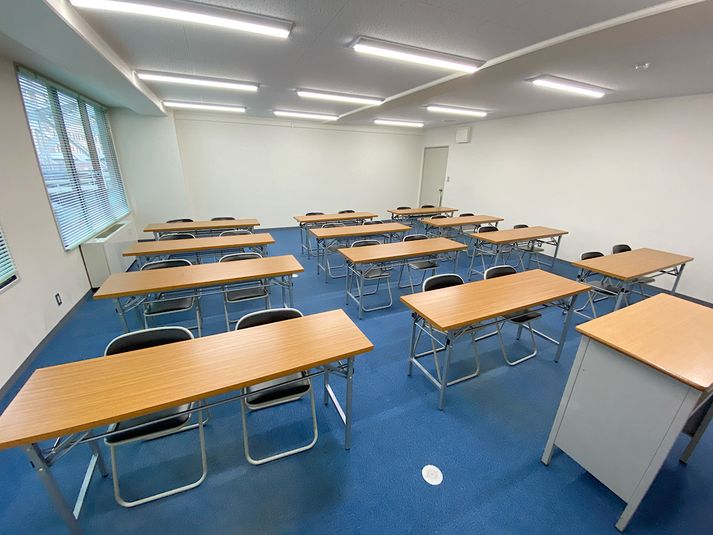 第7会議室(最大24名可） - 共栄実業(株)　三栄ビル