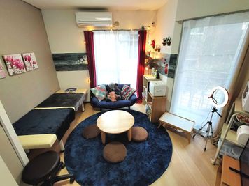 本格サロン施術可能！📺55インチTV、YouTube接続、📀ブルーレイ完備で💻映画スポーツ鑑賞を楽しめるプラべート空間です - STAGE45