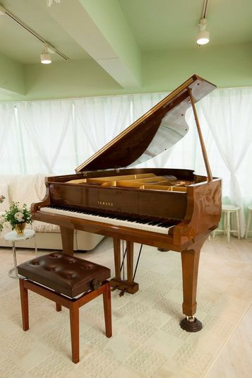 サロンスペース1商用撮影プラン - びりーぶレンタルスタジオ