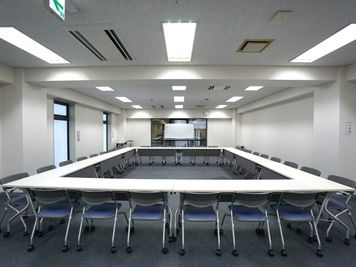 名古屋会議室 ナカトウ丸の内ビル店 第1会議室（1/4収容）の室内の写真