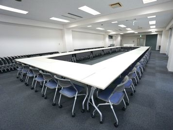 名古屋会議室 ナカトウ丸の内ビル店 ＼instabase特別10%オフ／第1会議室（3/4収容）の室内の写真