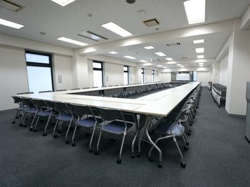 名古屋会議室 ナカトウ丸の内ビル店 第1会議室（4/4収容）の室内の写真