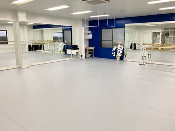 スタジオ内 - ACBSスタジオの室内の写真