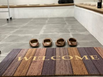 JK Studio 三宮 ウエストモンドビルB1 【地域最安値❗1500 -> 777円】ダンスレッスンスタジオの室内の写真