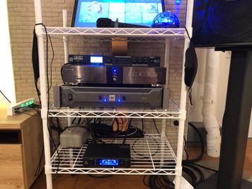 【響テラス】_カラオケ - 【池袋響テラス】（個室+BBQテラス）貸切最大25名 （個室+BBQテラス）パーティ🎉ビジネス🖋懇親会🎤撮影📸の設備の写真