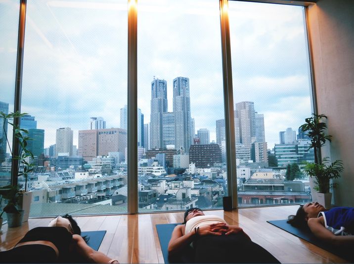 【閉店】都内No.1の絶景ヨガスタジオ - ヨガスタジオ YOGIWAY