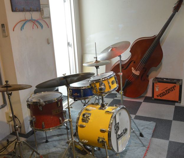 Dst 練習できます。G.piano Dr Bassあります。 -  吉田ピアノスタジオ