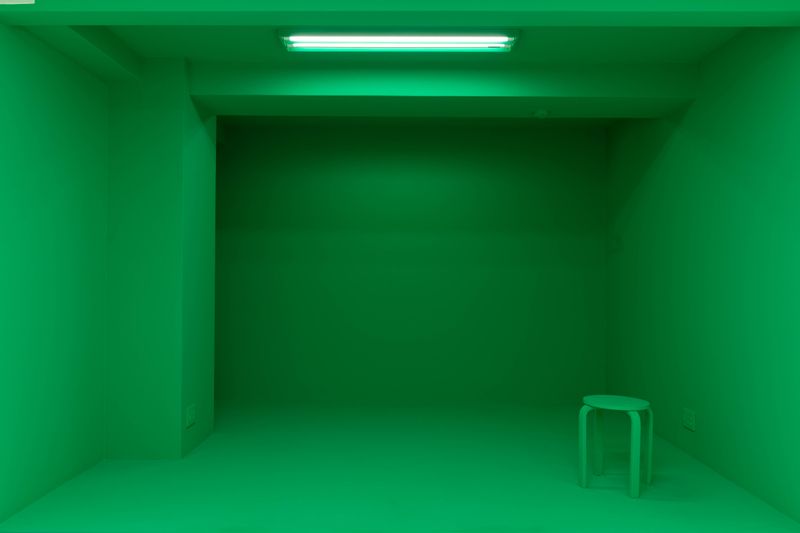 グリーンバックスペースです。広さは6畳弱くらいです。クロマキー撮影が可能です。 - レンタルフォトスタジオ フォーマルワンの室内の写真