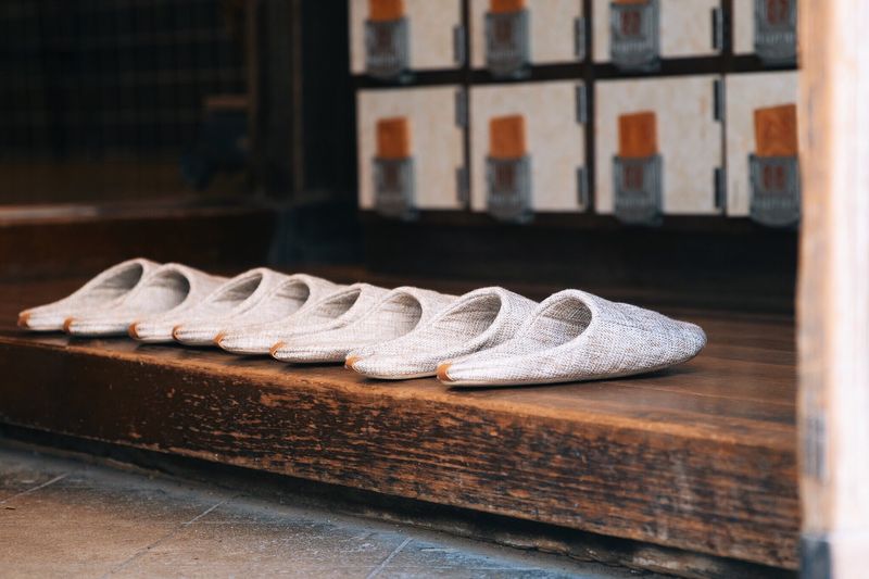 築90年元銭湯(オフィス側のみ) - レボン快哉湯