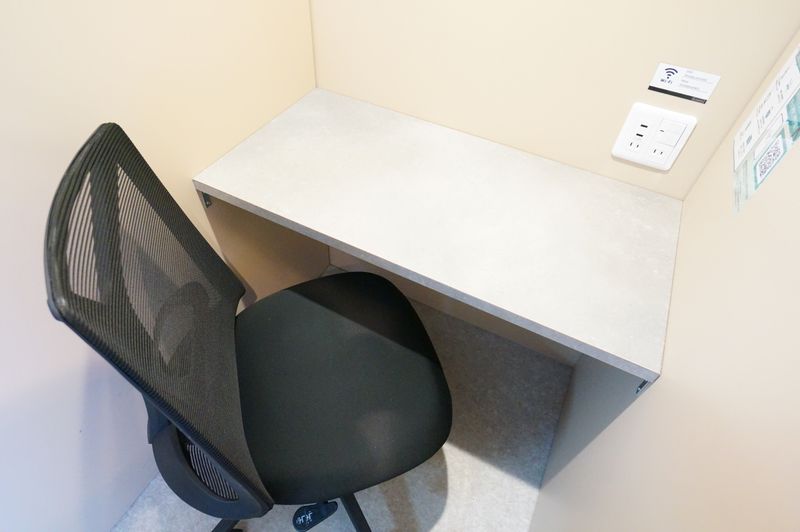 No.2 - RemoteworkBOX 駅前中央ビル店