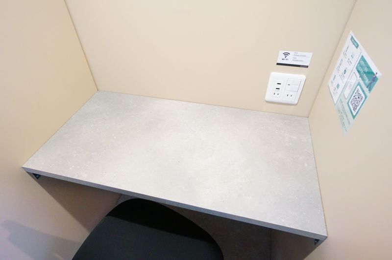 No.4 - RemoteworkBOX 駅前中央ビル店