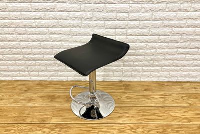 カウンターチェア×４ - 渋谷セレクトスペース 渋谷セレクトスペース（控え室３部屋完備）の設備の写真