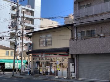 コンビニ
徒歩１分

セブンイレブン 京都七条大橋店

 - 京都高瀬川の町家  CanalHouseのその他の写真