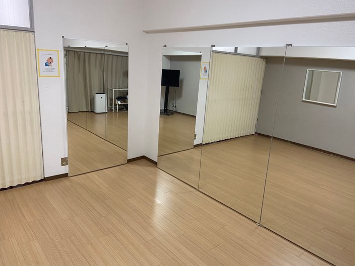 撮影スタジオプラス西中島 - レンタルスタジオプラス　西中島南方1号店