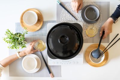 冬はお鍋もできます✨
※現在土鍋は素手でも取手がつかめるタイプのお鍋に変更しております✨ - 熊本レンタルスペースサクラマチ レンタルスペースの設備の写真