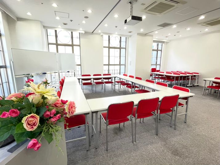 セミナーや会議に 50名利用可 - Habitat神戸