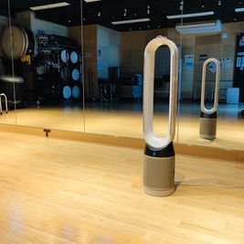 コロナ初期より、室内の空気の入れ替えや乾燥・湿度などの調整を積極的におこなってきました。 - ヒダノ太鼓エンタメスタジオ 完全防音の貸しスペースの設備の写真