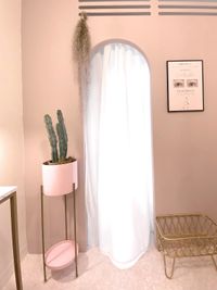 EYENA eyelash 【ベッド3】マツエク、アイブロウ専用サロンの入口の写真