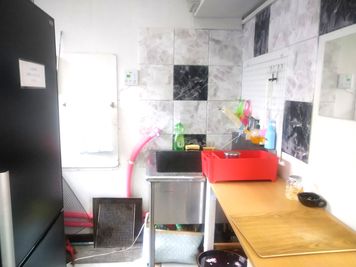 給湯室 - レンタルスペース夕顔瀬 Iプラン・全体貸し出し19時～23時・無料駐車場前面6台裏1台の設備の写真