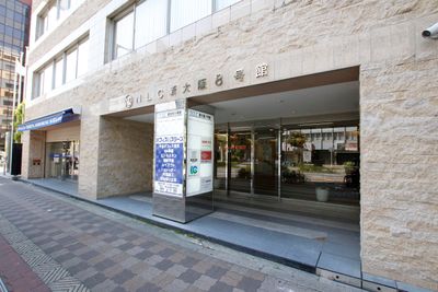 NLC新大阪8号館 9階902号室の入口の写真