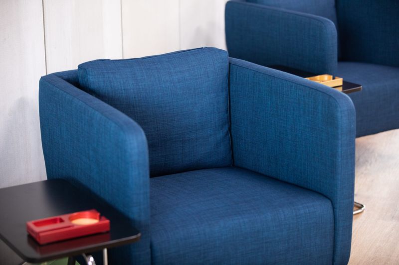 ８名様用ミーティングルーム - WORX富士