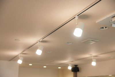 照明（調光調色可能） - レンタルスタジオ「D-Base」武蔵境店 武蔵境スタジオ１の設備の写真