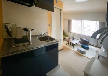 システムキッチンも完備 - Comfy Comfy福島Aの室内の写真