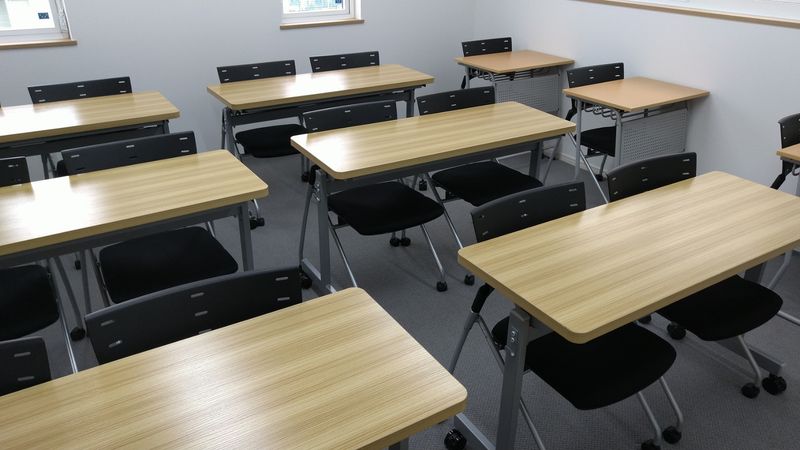 柏たなか駅から徒歩６分、15人収容可能の会議室 - Work Space 柏たなか