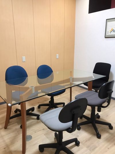 会議や打ち合わせ・教室に最適 - RelibertA space