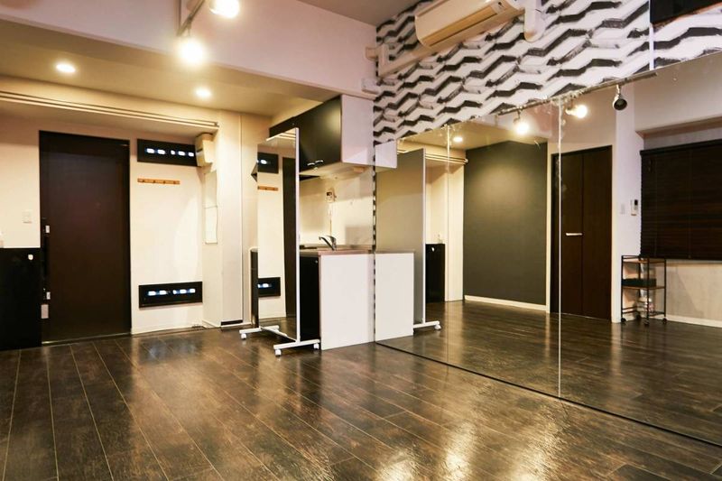 ダンスとヨガができるレンタルスタジオ - レンタルスタジオアルル難波日本橋