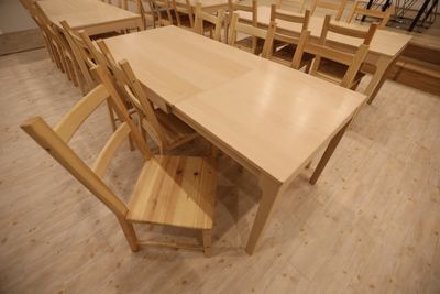 机・椅子 - 大型アイランドキッチン　ステージ　楽屋　舞台　天井高4.5m ACE .LOUNGE.の室内の写真