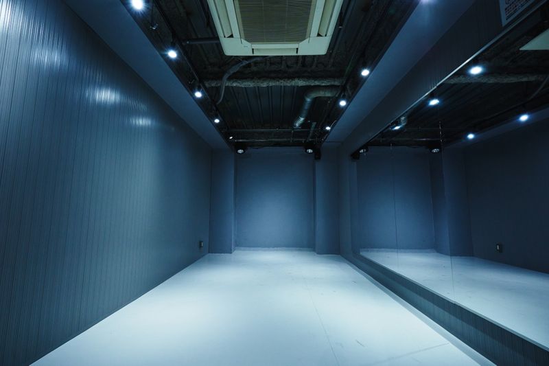 "Gallery" 2F - in the house / Shibuya