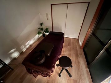 CurioSpace明大前 レンタルサロンの室内の写真