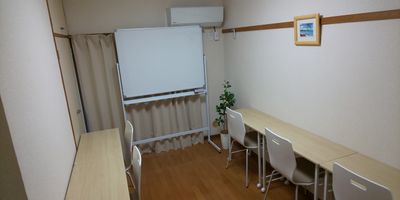 教室　例4 - SaCuLa Room 千歳烏山 ビジネスや教室に最適なスペースの室内の写真
