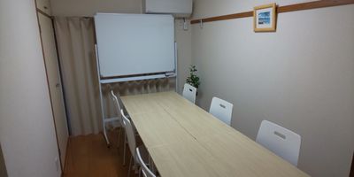 例5　会議室 - SaCuLa Room 千歳烏山 ビジネスや教室に最適なスペースの室内の写真