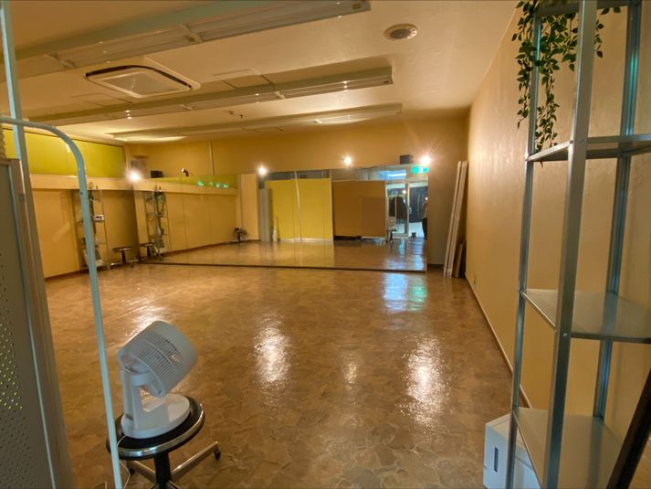 HAPPY  SMILE   倶楽部　SMILEスタジオ - ライオンズプラザ市が尾